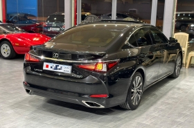 Lexus - ES 350